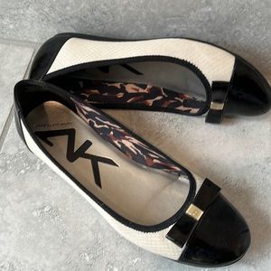 Anne Klein sport flats - two tone